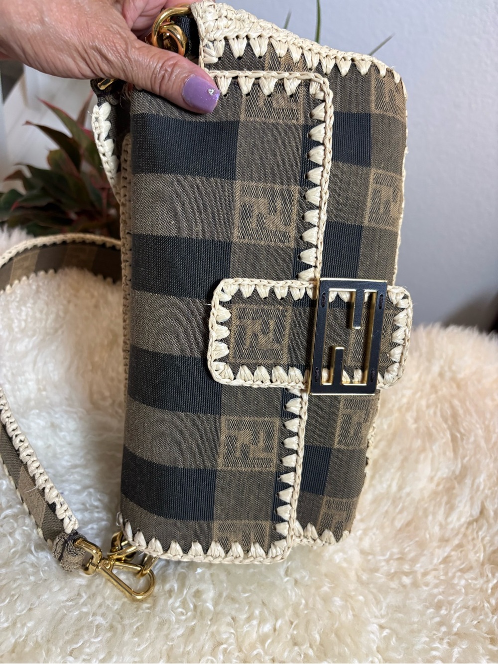FENDI Fabric Jacquard Raffia Straw Pequin Gingham Woven Baguette Beige Black - Picture 4 of 16